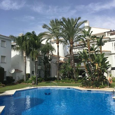 Beautiful 2 Bedroom Apartment @ Puerto Banus! マルベーリャ エクステリア 写真