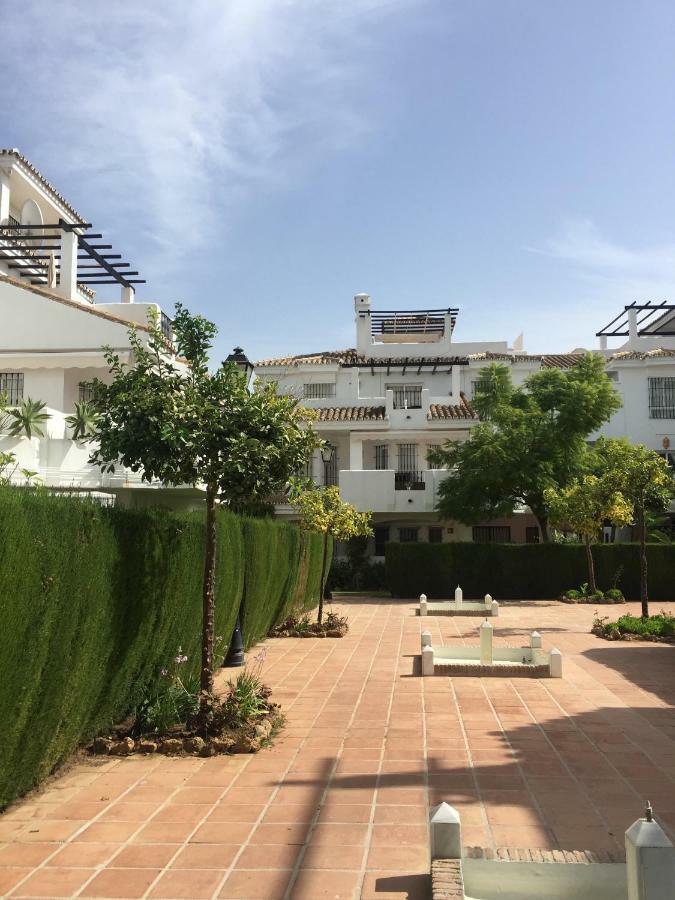 Beautiful 2 Bedroom Apartment @ Puerto Banus! マルベーリャ エクステリア 写真