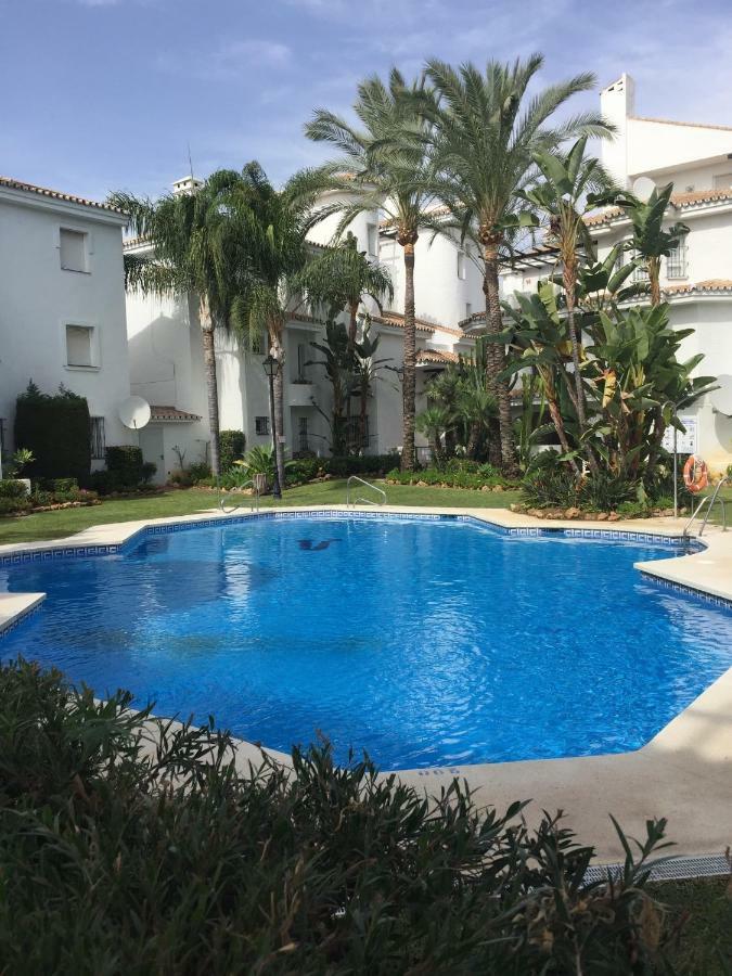 Beautiful 2 Bedroom Apartment @ Puerto Banus! マルベーリャ エクステリア 写真
