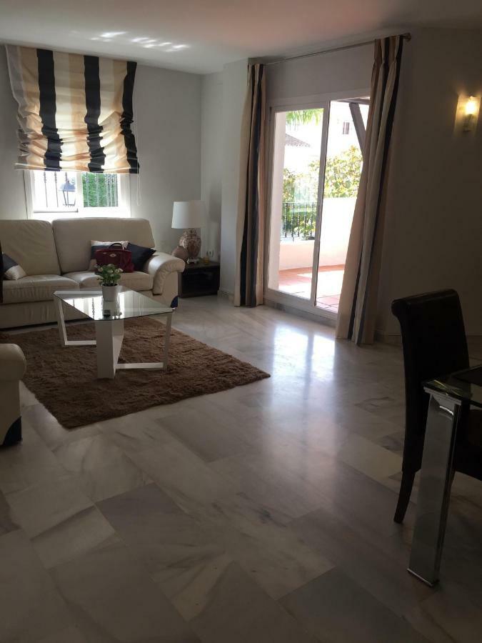 Beautiful 2 Bedroom Apartment @ Puerto Banus! マルベーリャ エクステリア 写真