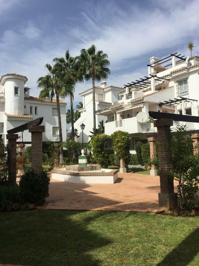 Beautiful 2 Bedroom Apartment @ Puerto Banus! マルベーリャ エクステリア 写真